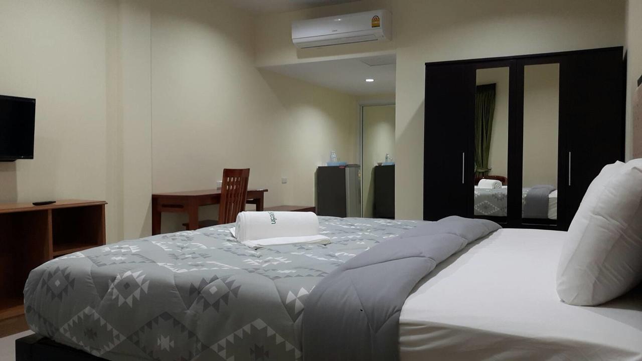 ไออุ่นรีสอร์ท Bang Saphan Exterior foto